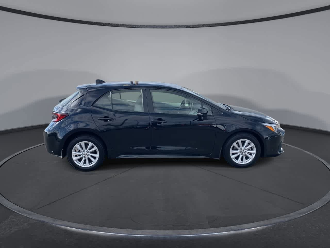Thumbnail: 2024 Toyota Corolla - 9