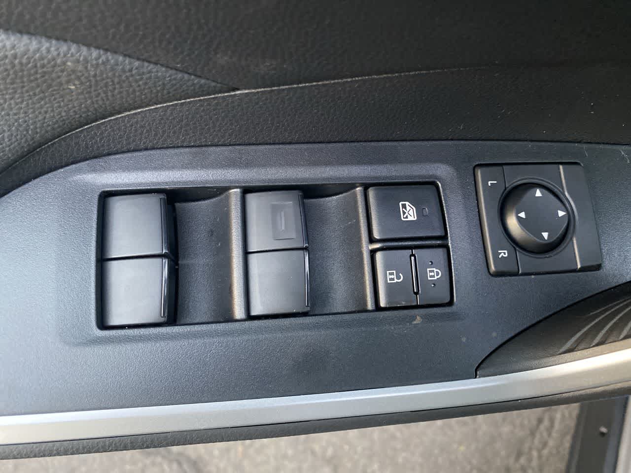 Thumbnail: 2025 Toyota RAV4 - 13