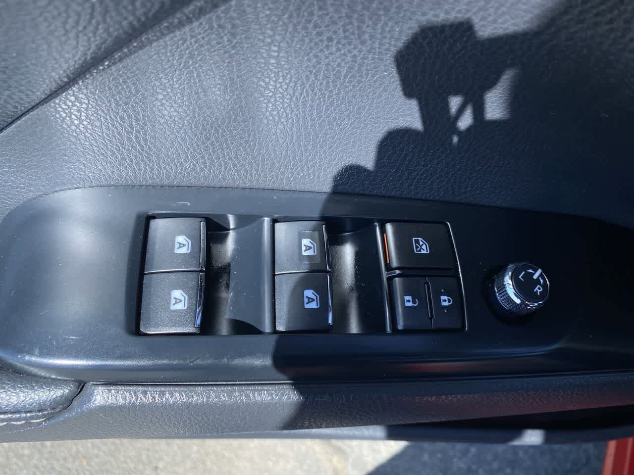 2020 Toyota Camry XSE 13