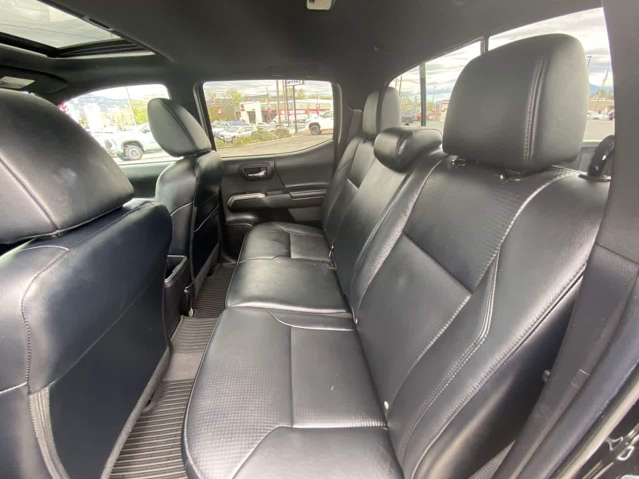 Thumbnail: 2023 Toyota Tacoma - 23