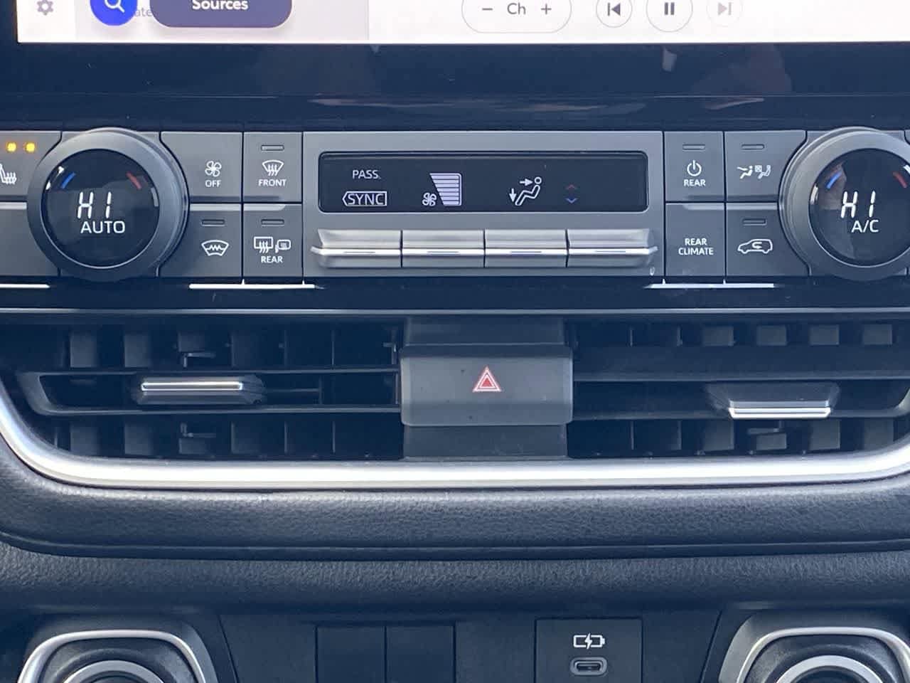 Thumbnail: 2025 Toyota Grand Highlander - 18