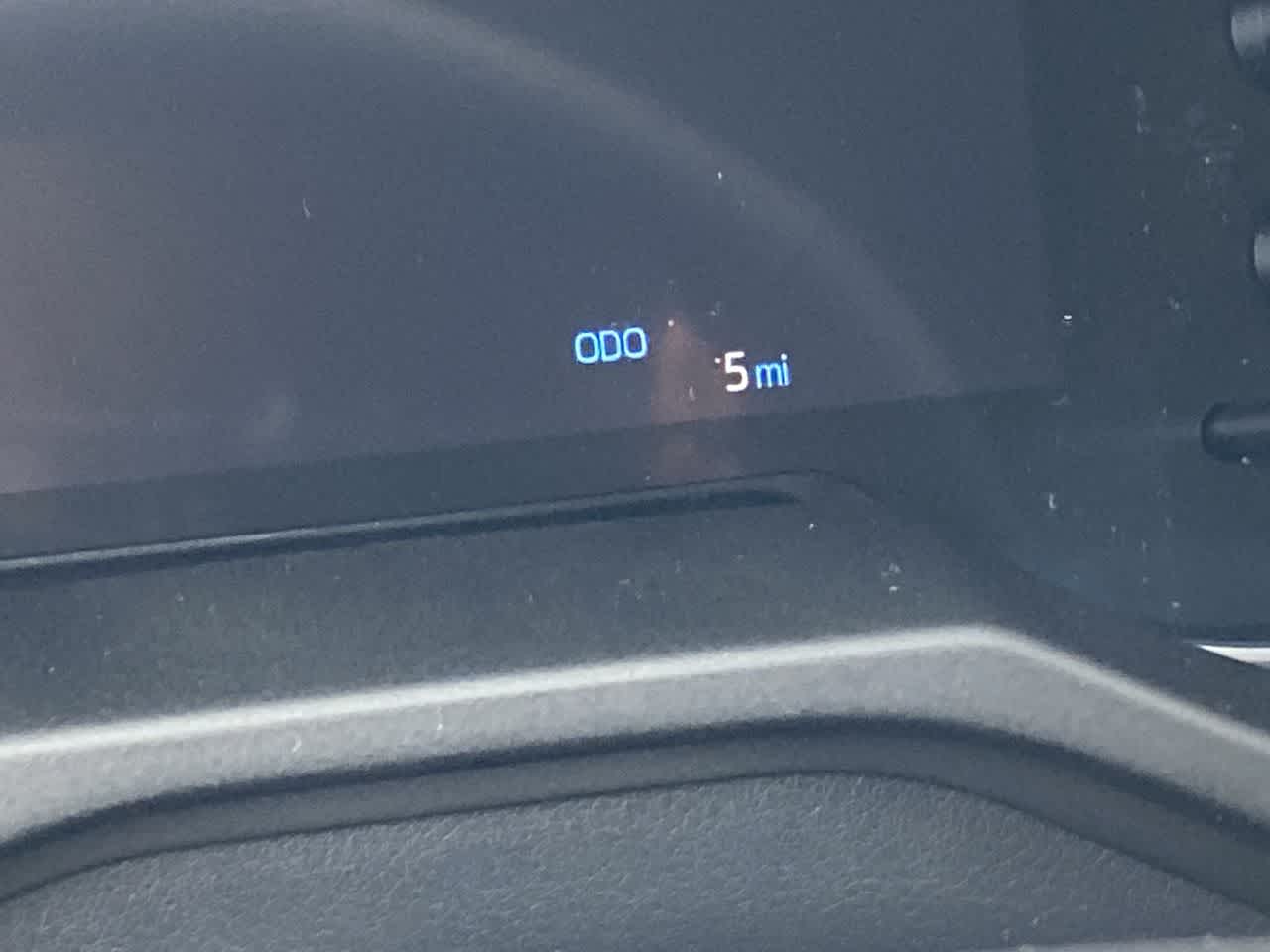 Thumbnail: 2025 Toyota RAV4 - 15