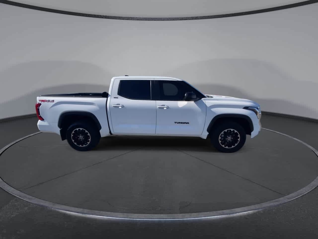 Thumbnail: 2024 Toyota Tundra - 9