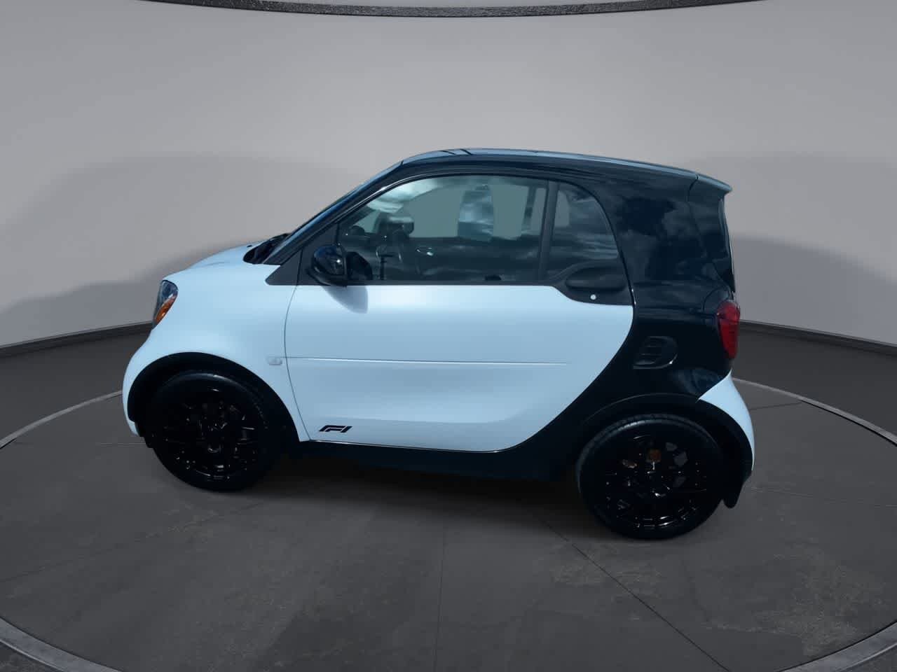 2018 smart fortwo  5