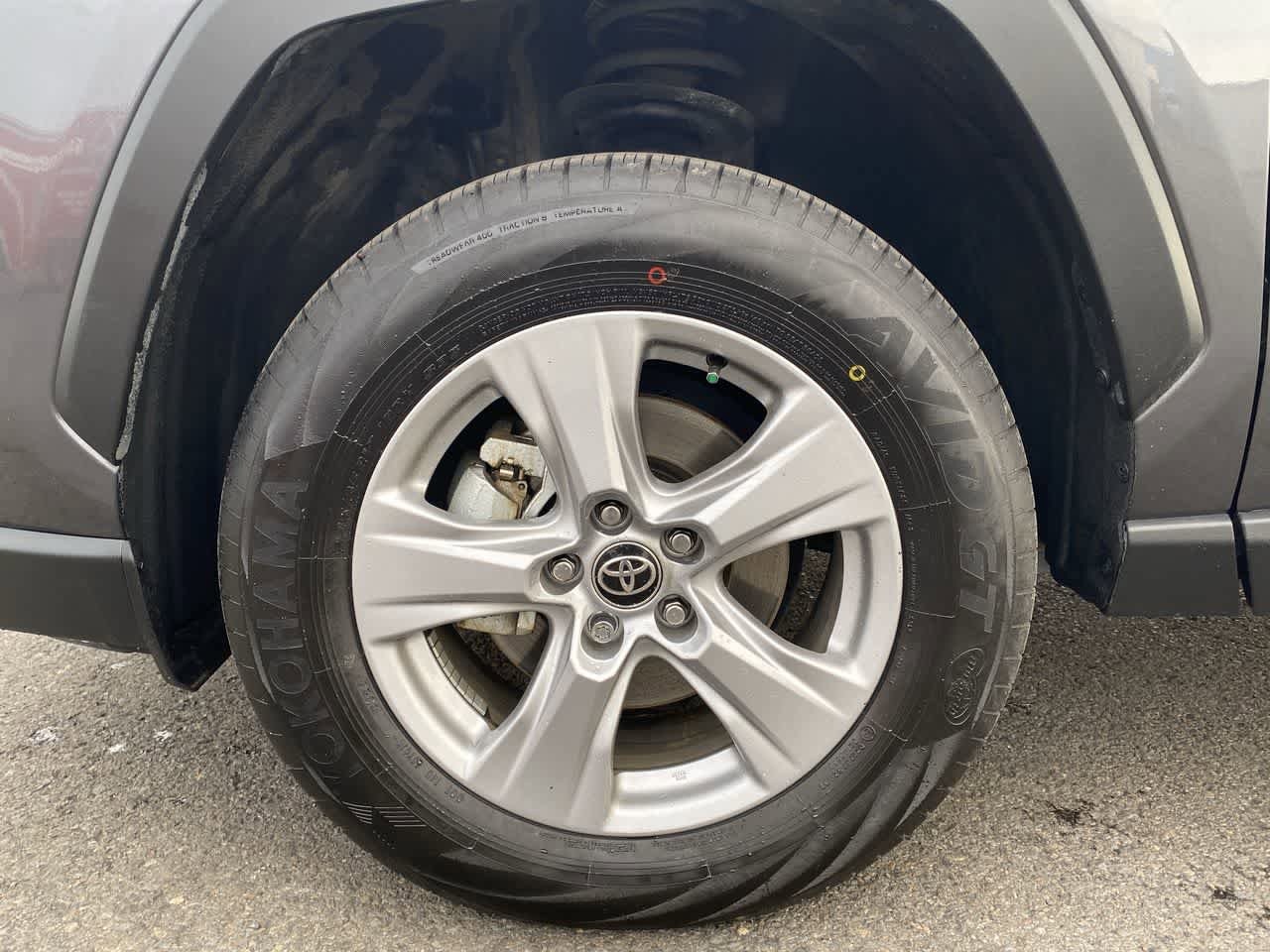 Thumbnail: 2022 Toyota RAV4 - 10