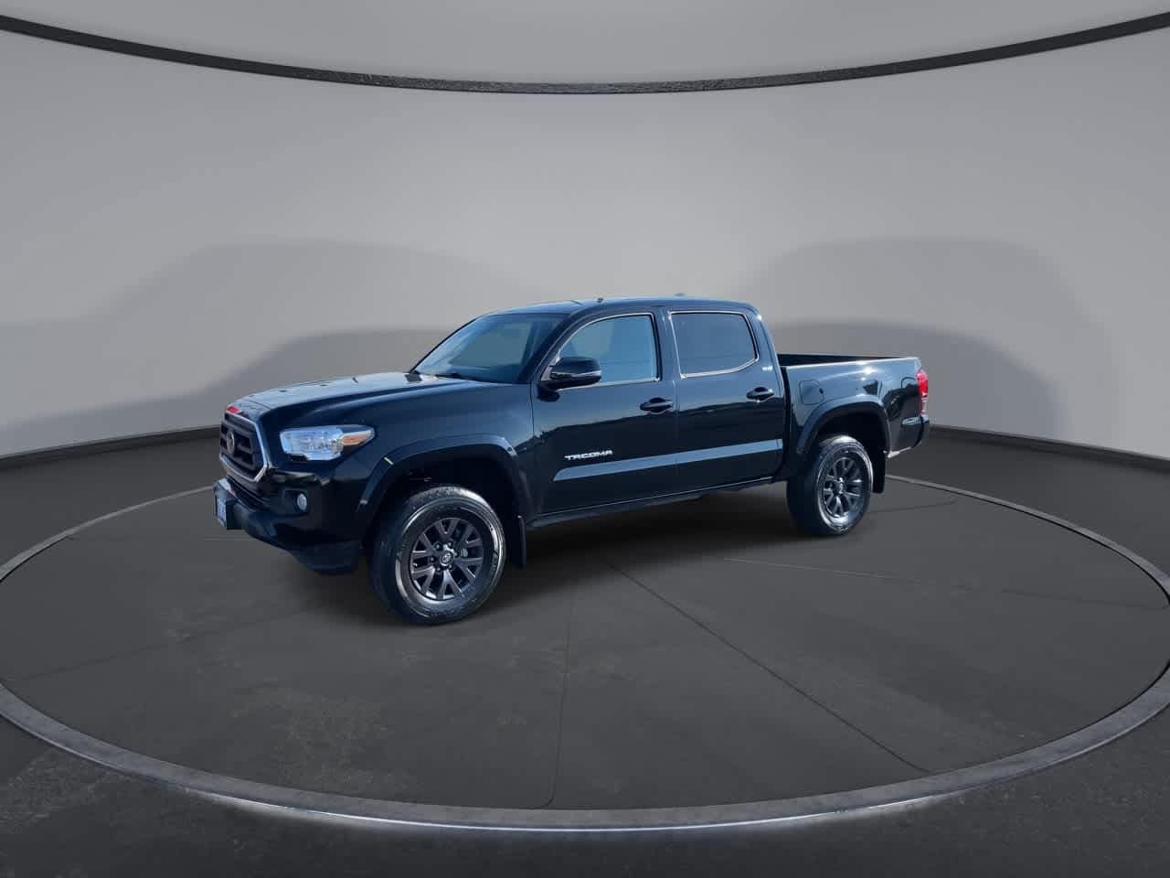Thumbnail: 2020 Toyota Tacoma - 4