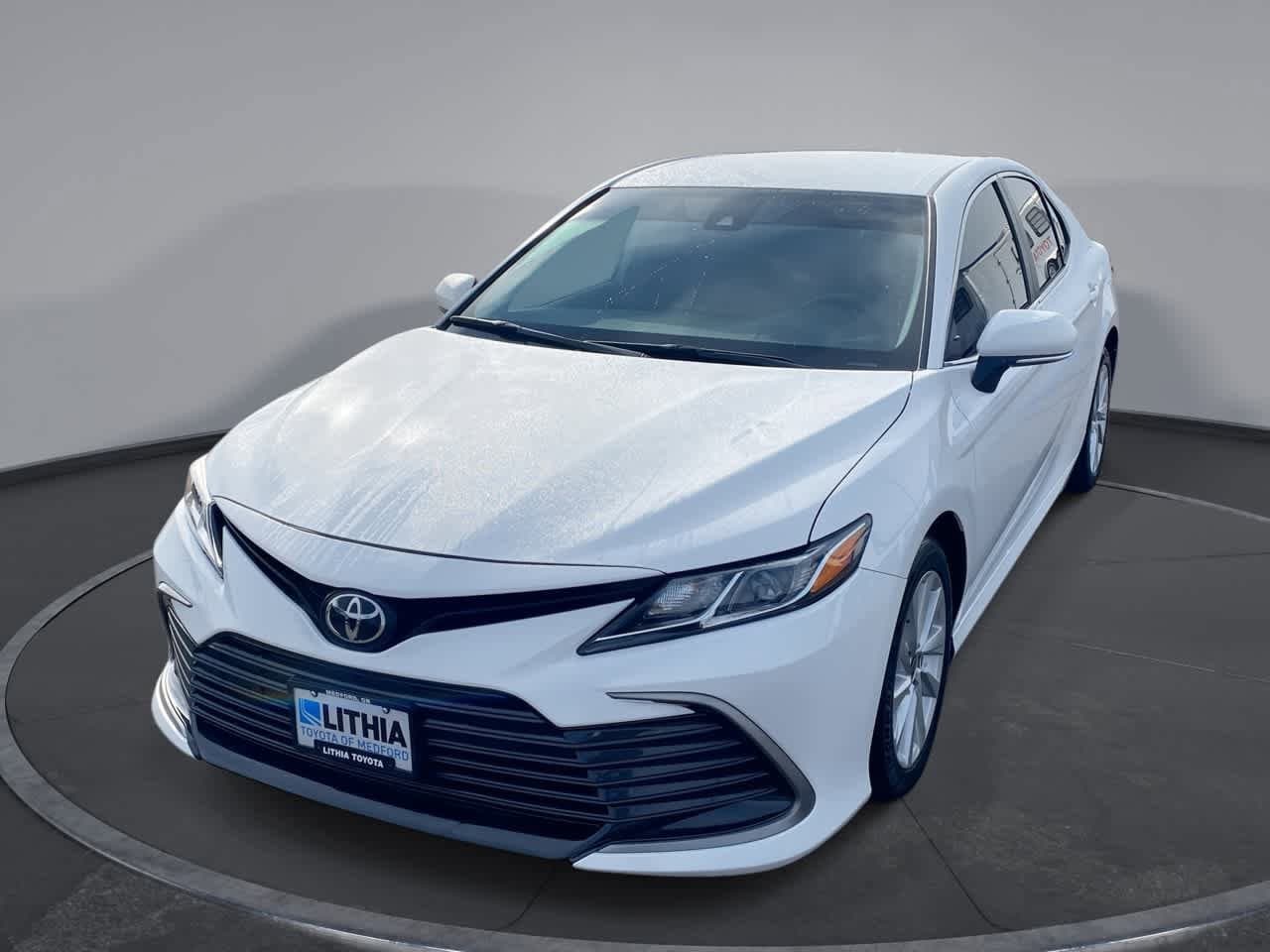 2022 Toyota Camry Sedan 