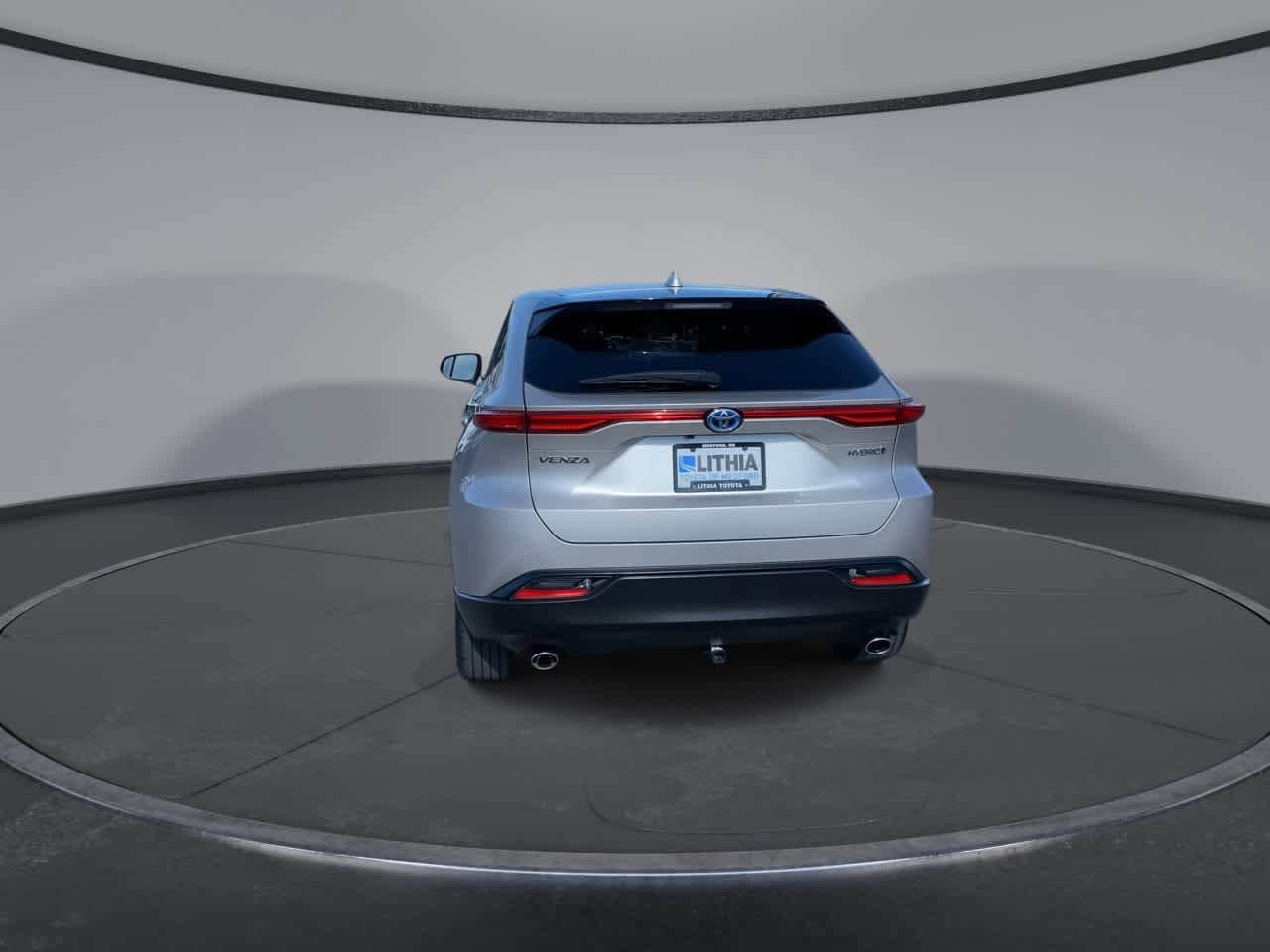 Thumbnail: 2022 Toyota Venza - 7