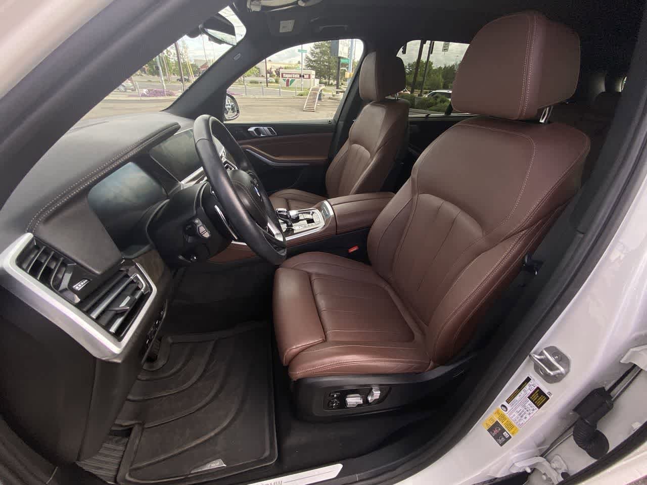 Thumbnail: 2022 BMW X5 - 11