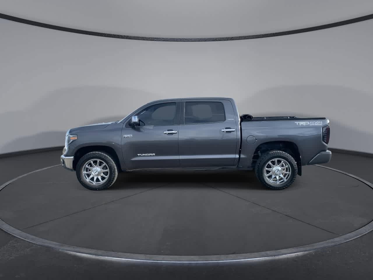 Thumbnail: 2017 Toyota Tundra - 4