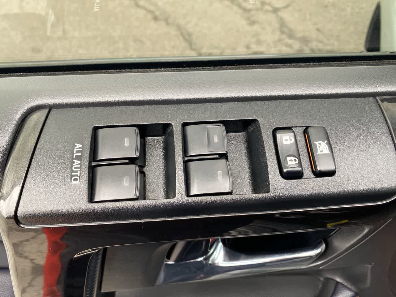 Thumbnail: 2022 Toyota 4Runner - 13