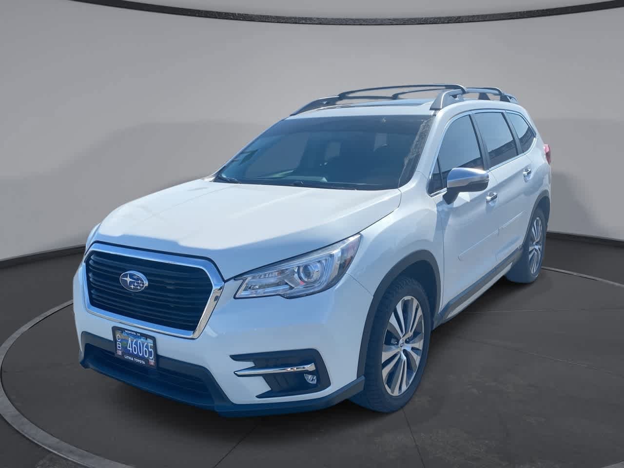 2022 Subaru Ascent Touring's photo