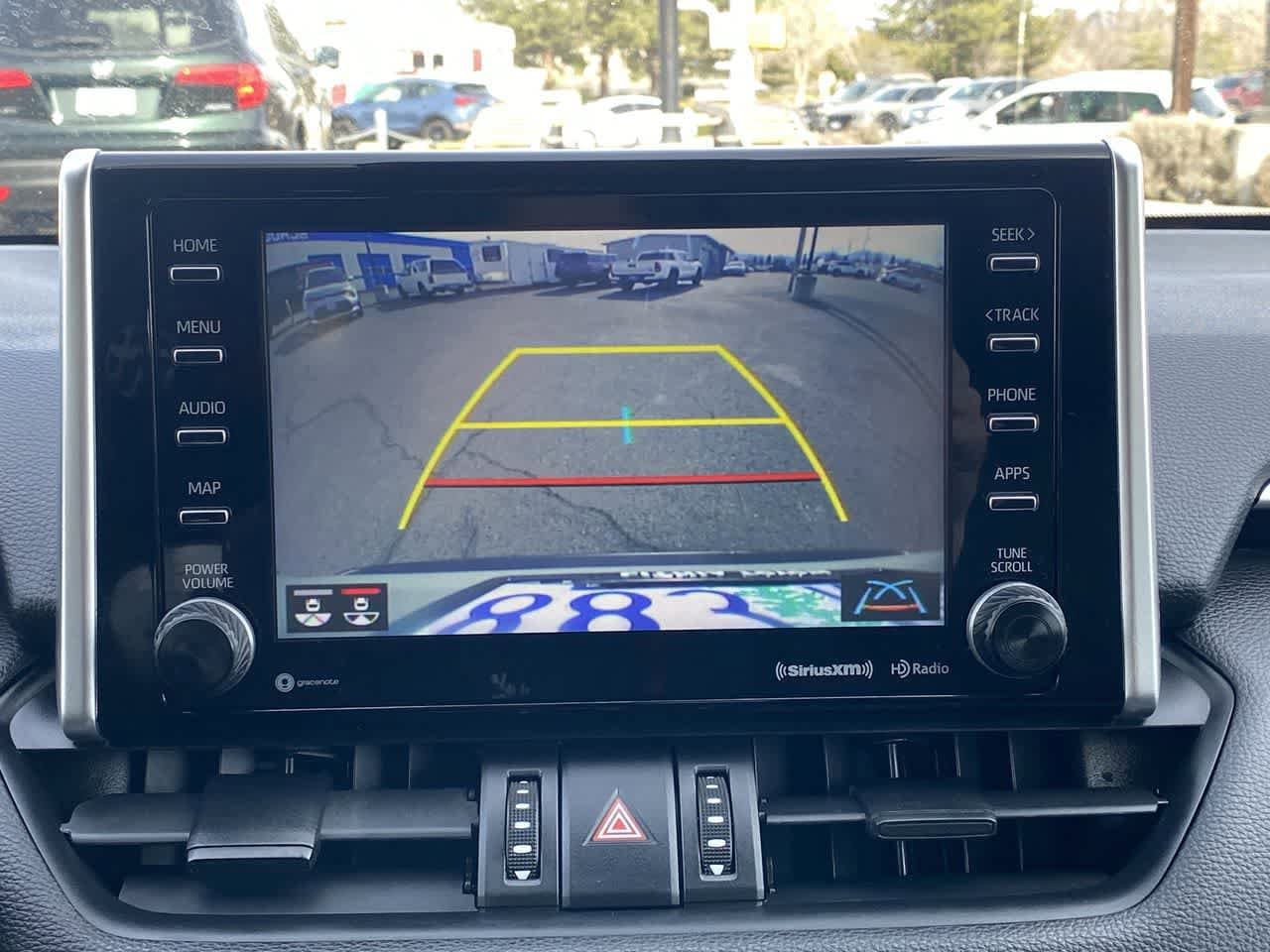 Thumbnail: 2021 Toyota RAV4 - 17