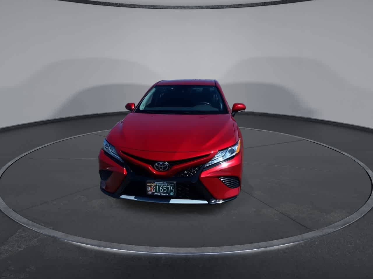 2020 Toyota Camry XSE 3