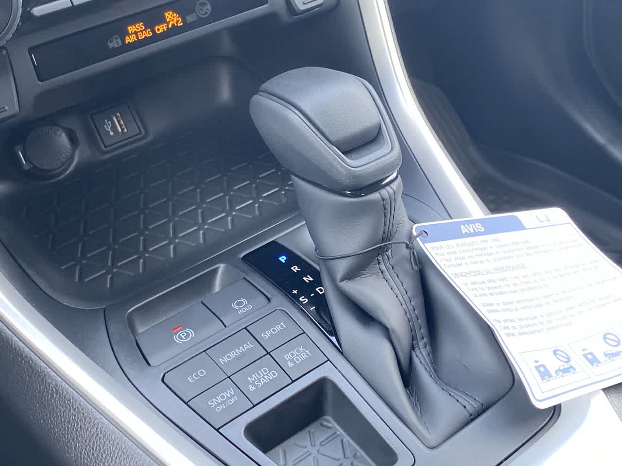 Thumbnail: 2025 Toyota RAV4 - 19