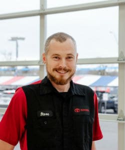 Staff member Steve Mallory from ID_e5a9032cd29a