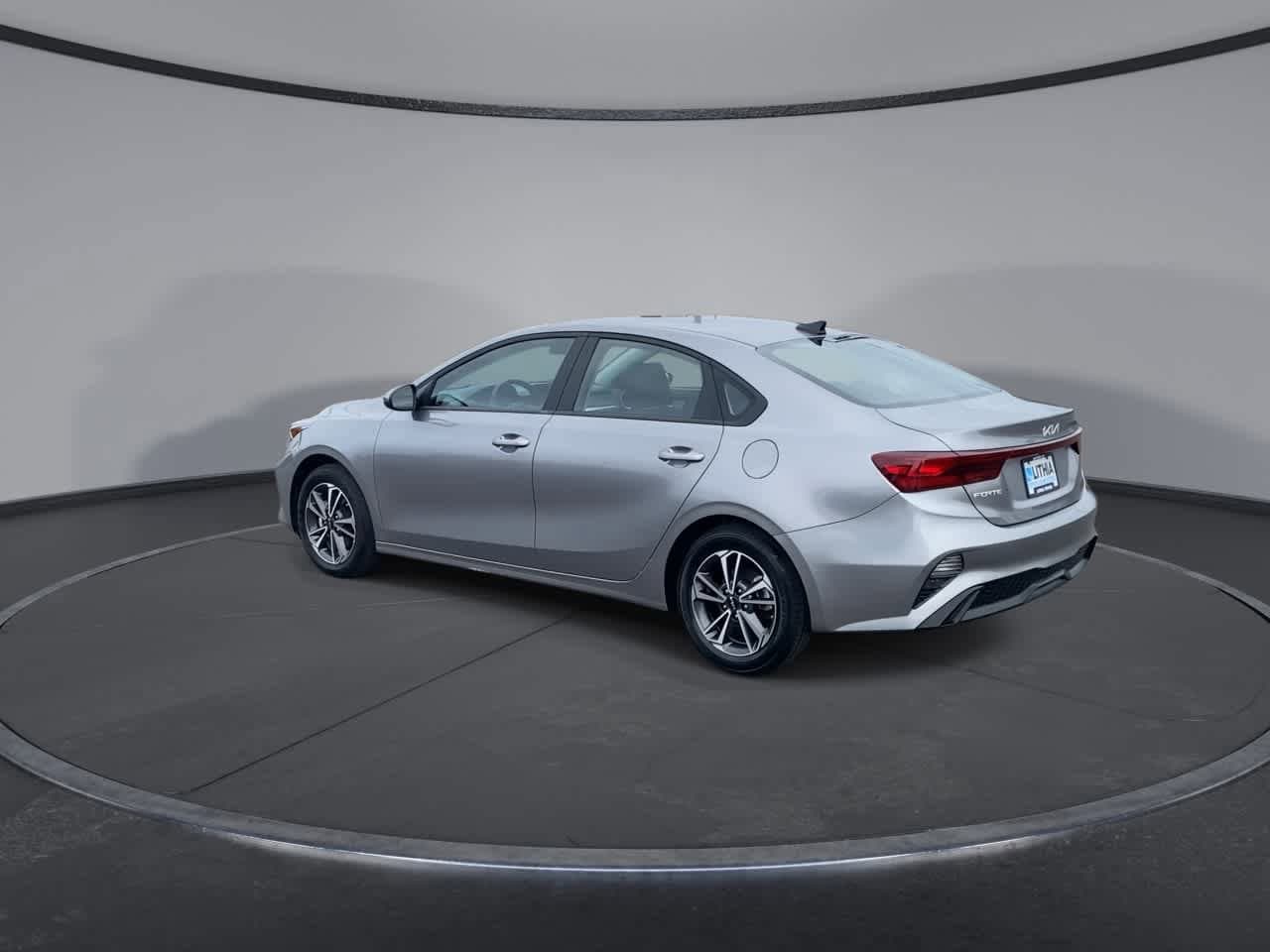 Thumbnail: 2024 Kia Forte - 6