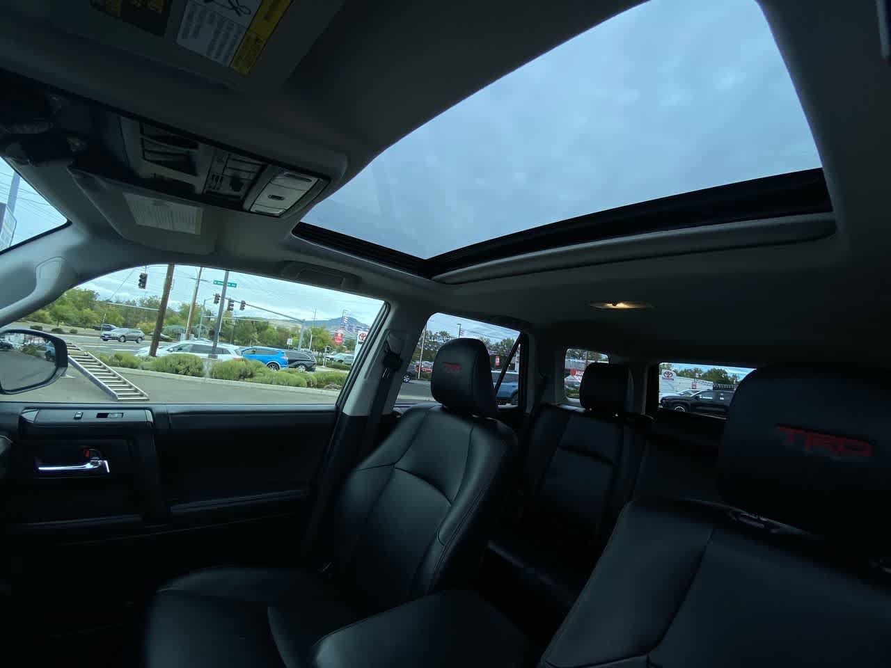 Thumbnail: 2023 Toyota 4Runner - 21