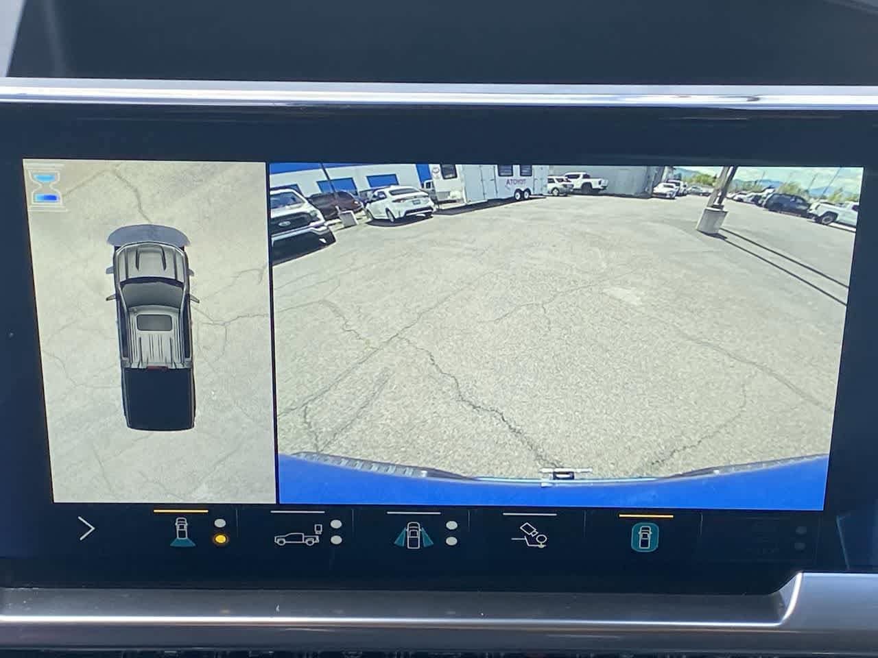 Thumbnail: 2022 Chevrolet Silverado 1500 - 17