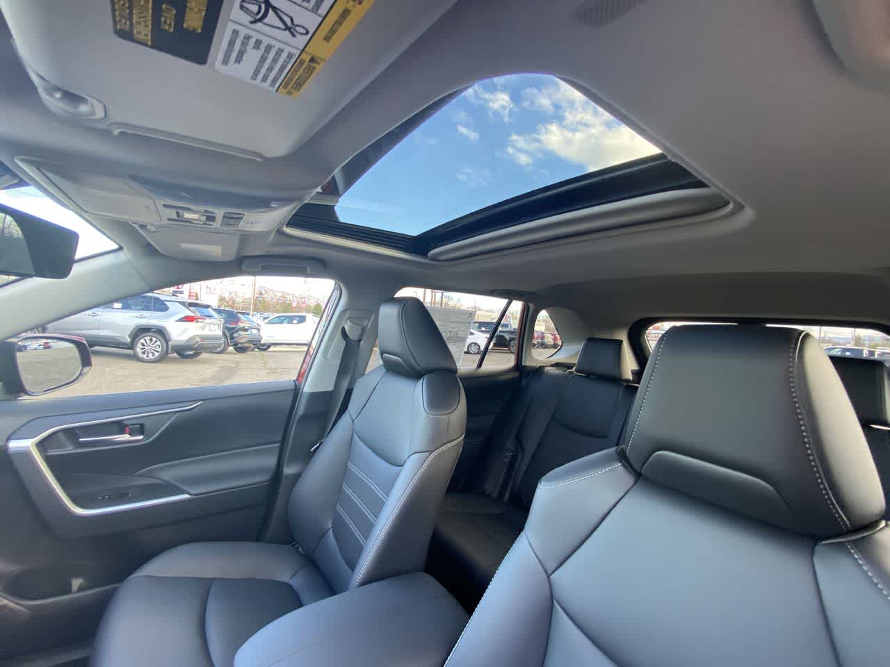 Thumbnail: 2025 Toyota RAV4 - 21