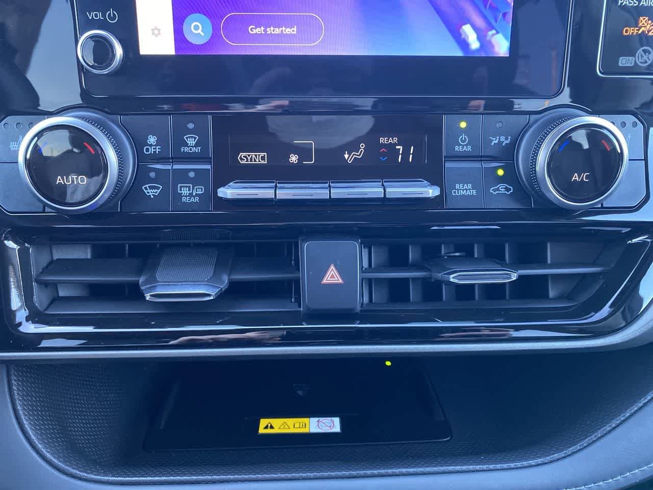 Thumbnail: 2024 Toyota Highlander - 18