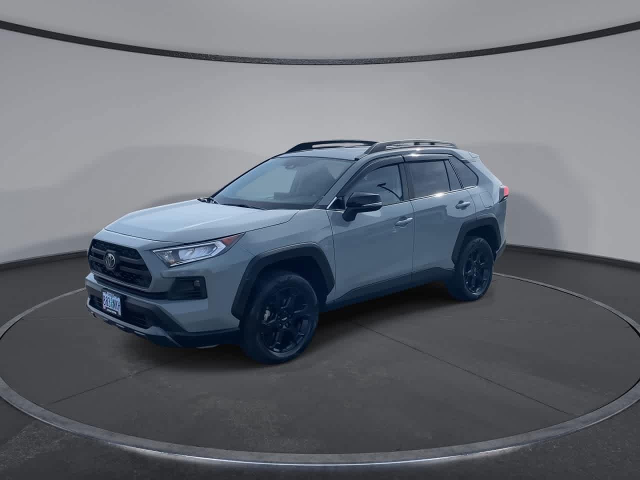 Thumbnail: 2021 Toyota RAV4 - 4