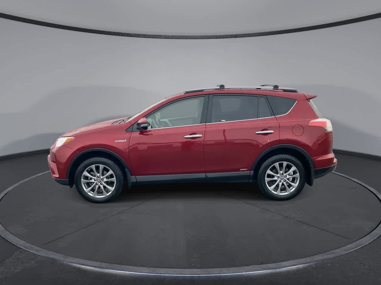 Thumbnail: 2018 Toyota RAV4 - 5