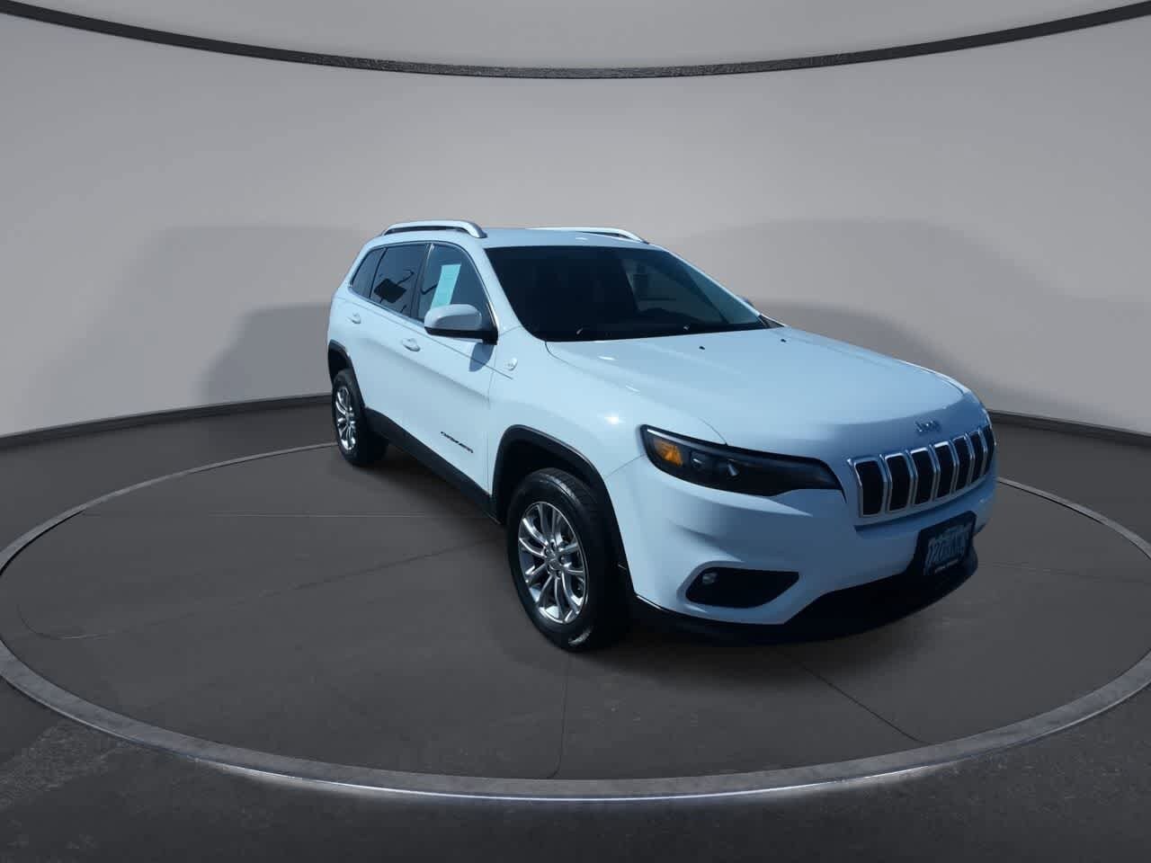 Used 2019 Jeep Cherokee Latitude Plus with VIN 1C4PJMLXXKD103773 for sale in Medford, OR
