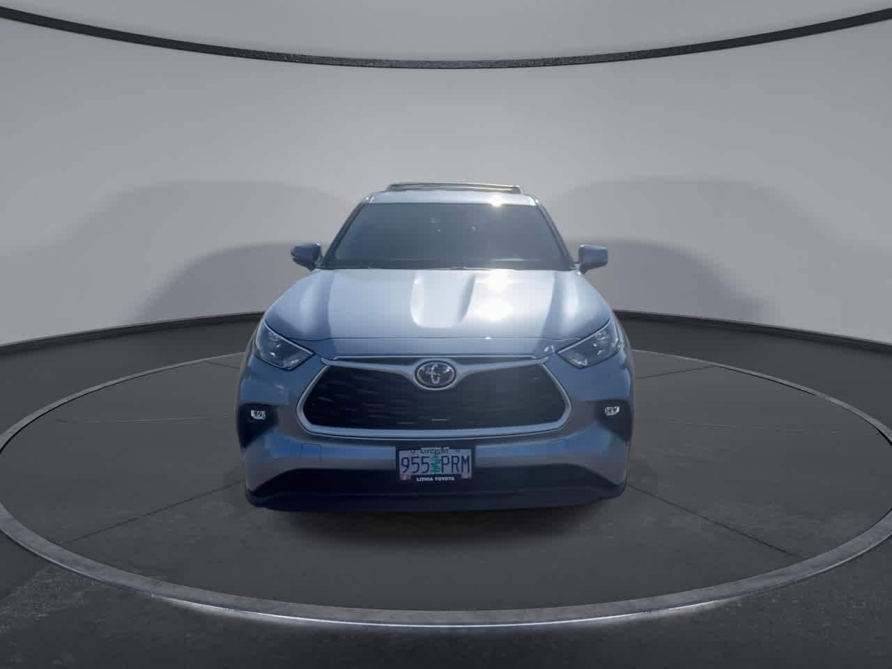 Thumbnail: 2024 Toyota Highlander - 3