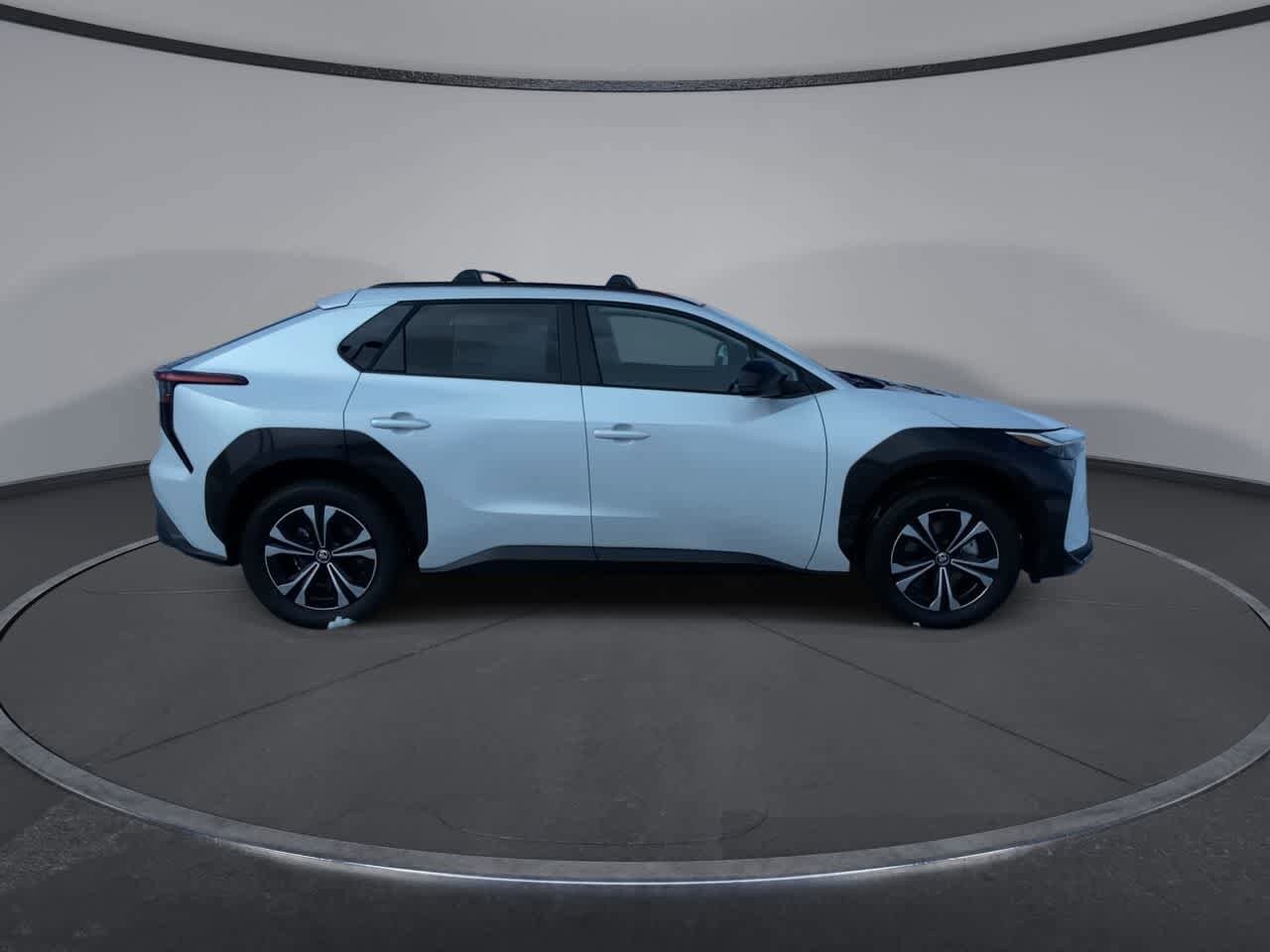 Thumbnail: 2025 Toyota bZ4X - 9