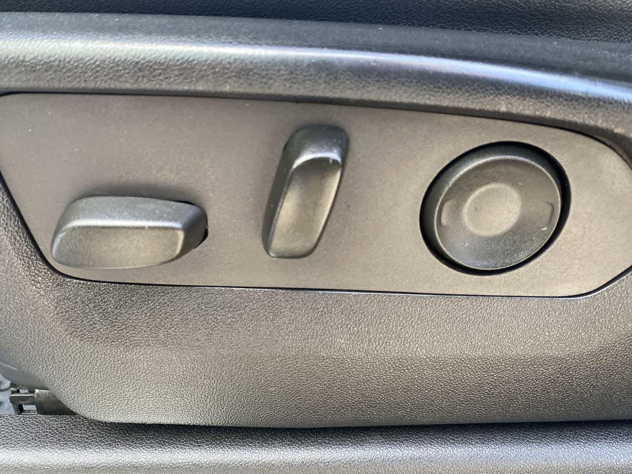 Thumbnail: 2022 Chevrolet Silverado 1500 - 12