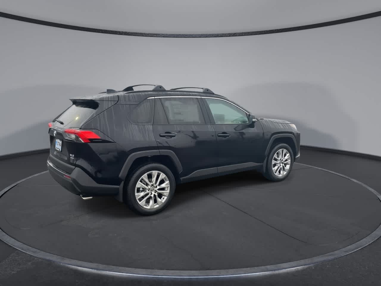 Thumbnail: 2025 Toyota RAV4 - 8