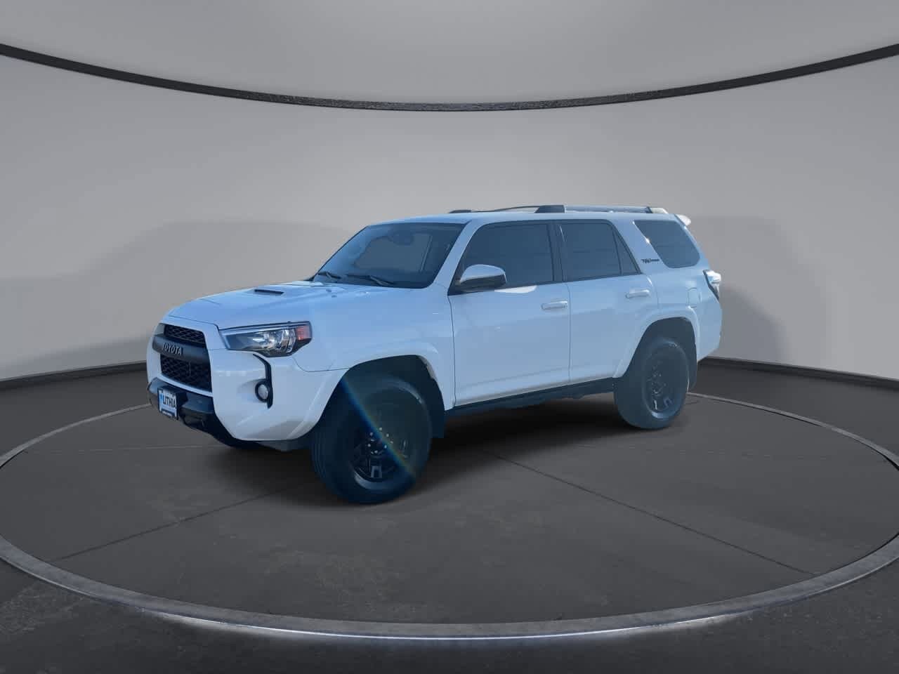 Thumbnail: 2018 Toyota 4Runner - 4