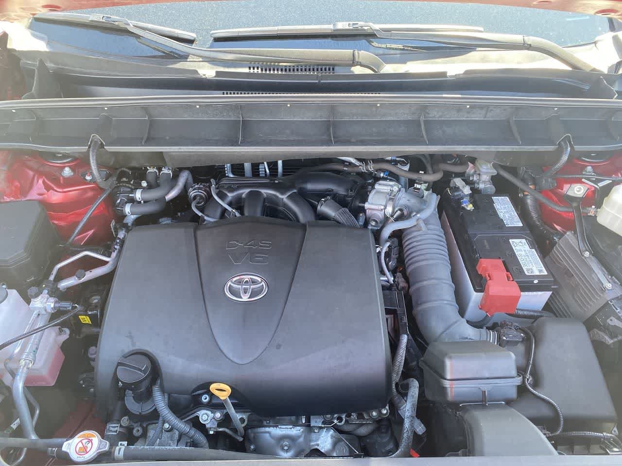 Thumbnail: 2021 Toyota Highlander - 27