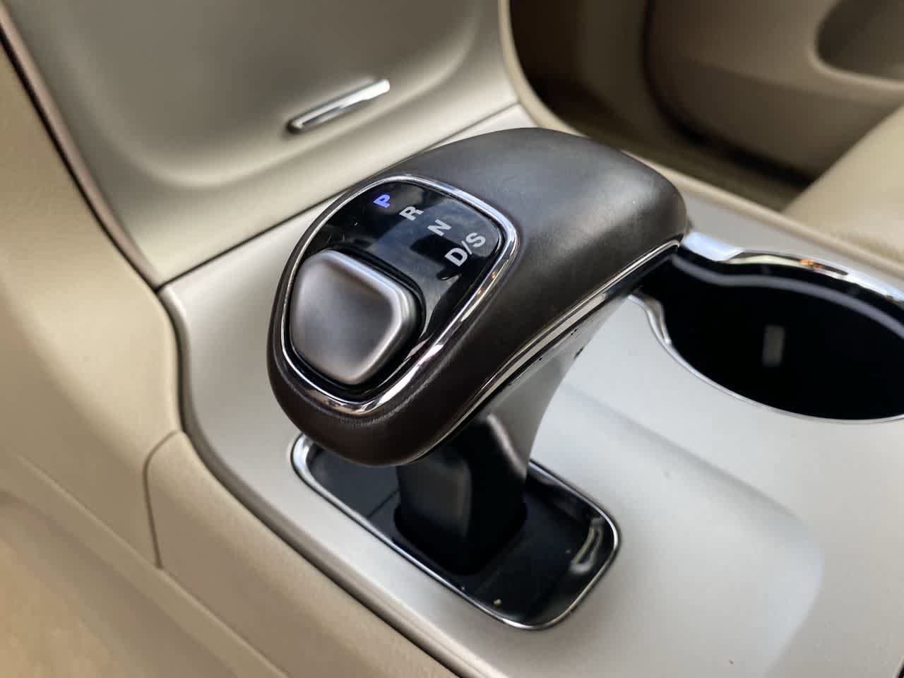 Thumbnail: 2014 Jeep Grand Cherokee - 20