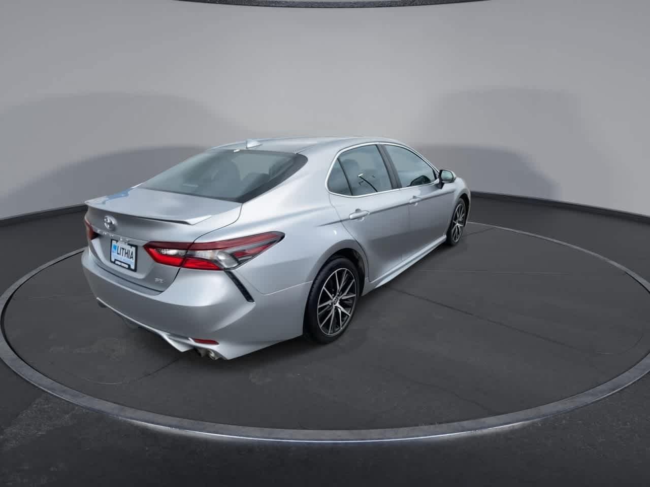 Thumbnail: 2024 Toyota Camry - 8