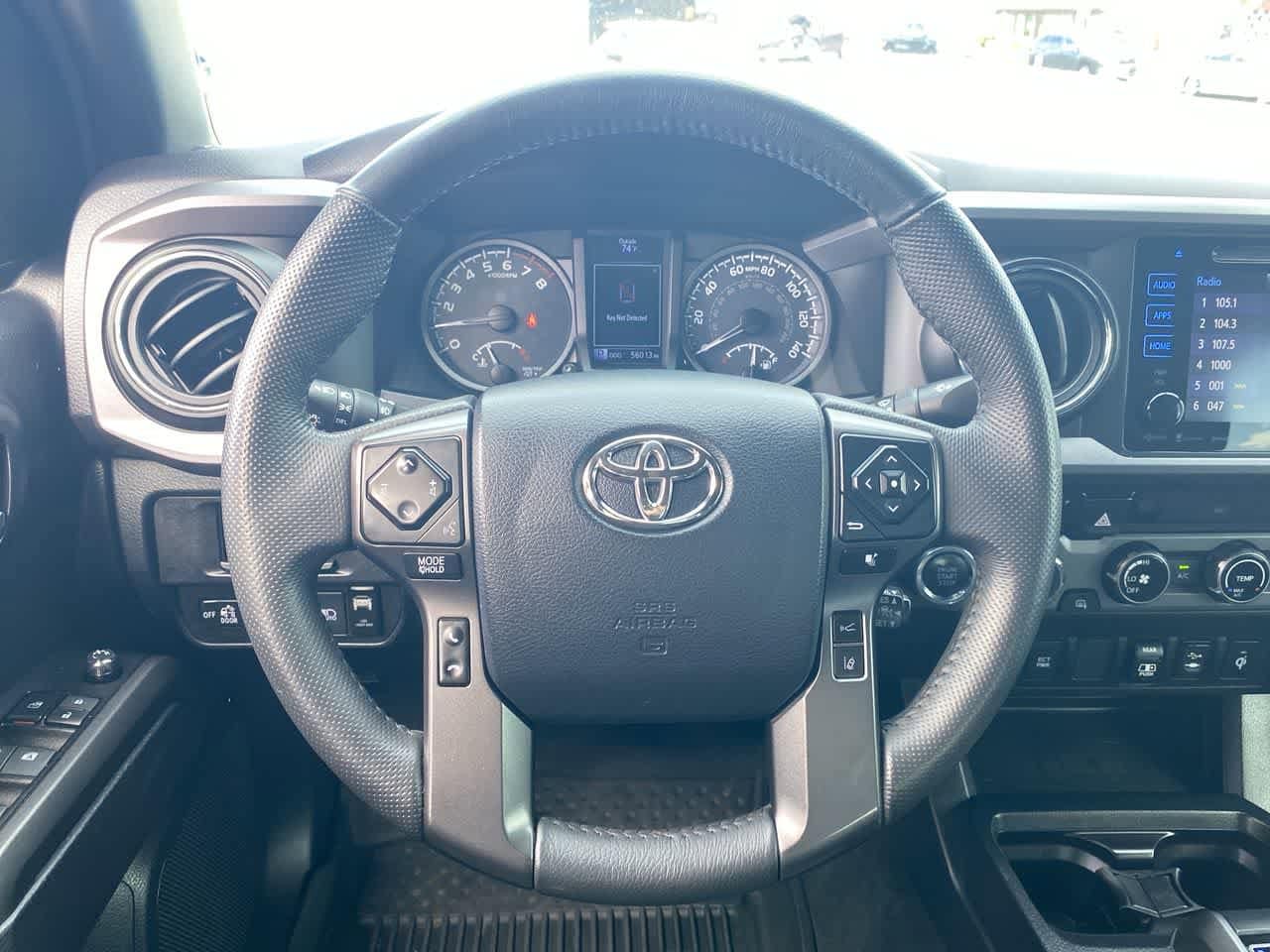 Thumbnail: 2018 Toyota Tacoma - 14