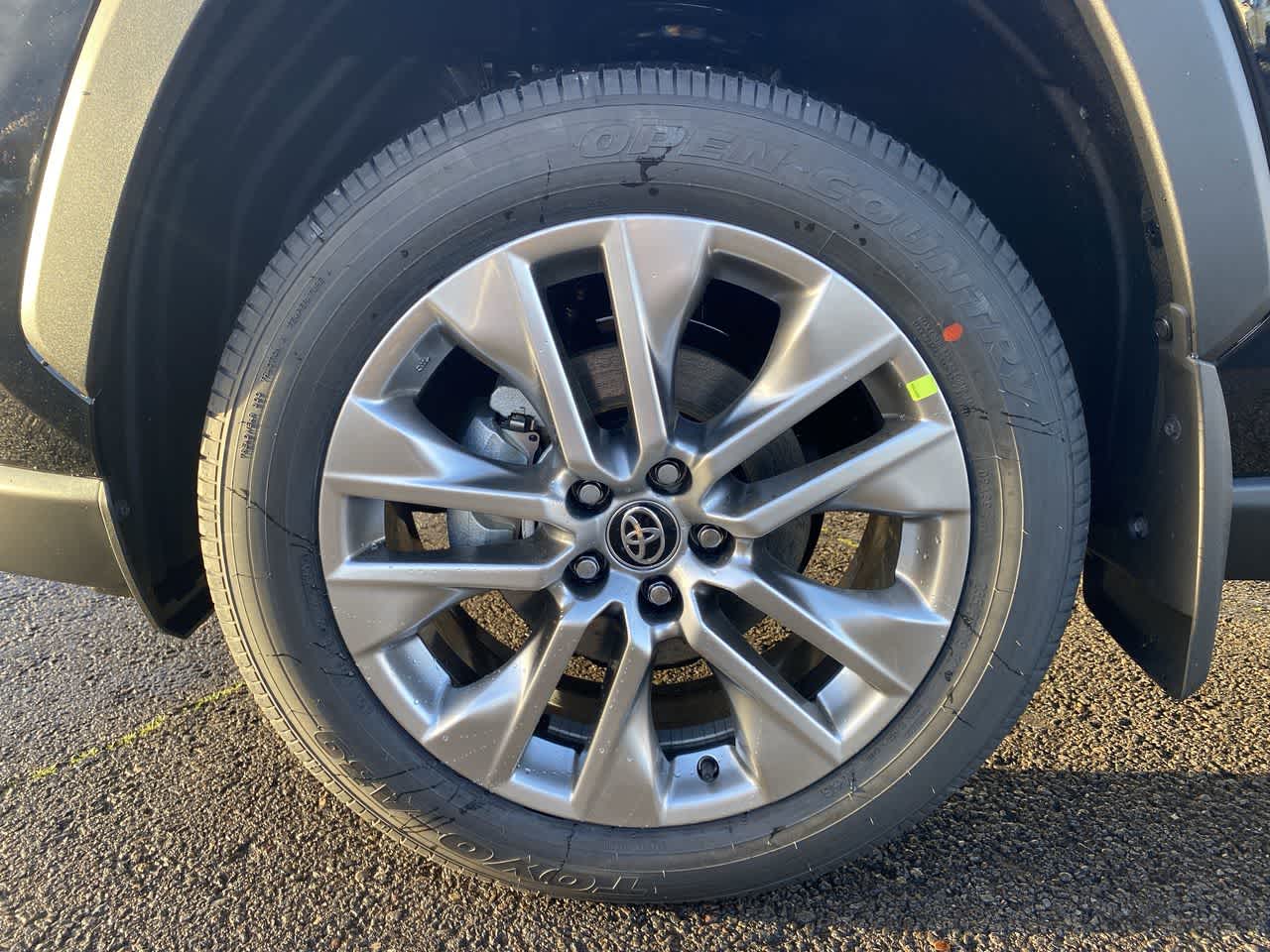 Thumbnail: 2025 Toyota RAV4 - 10