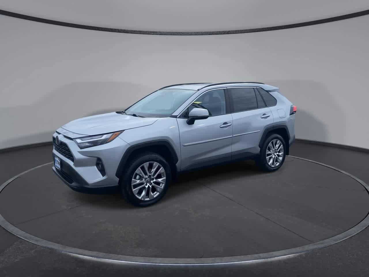 2023 Toyota RAV4 XLE Premium photo 4