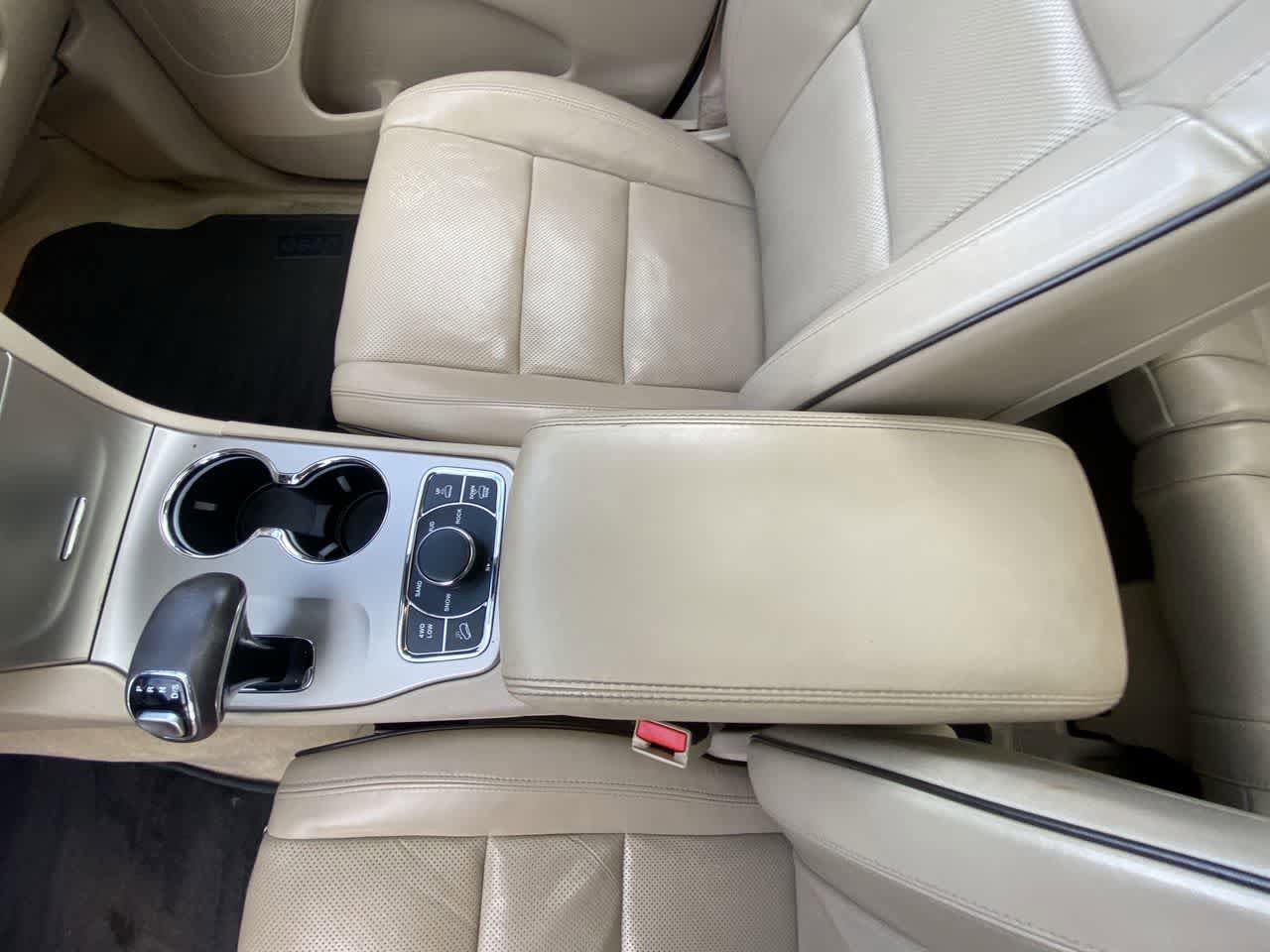 Thumbnail: 2014 Jeep Grand Cherokee - 21