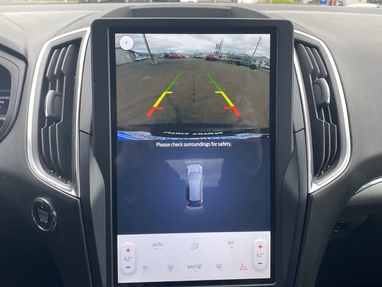 Thumbnail: 2023 Ford Edge - 17