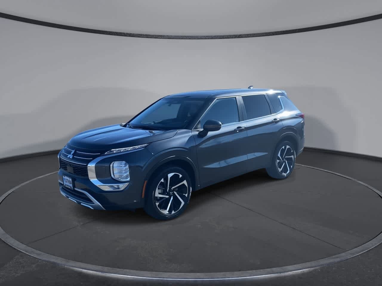 2024 Mitsubishi Outlander SE photo 4