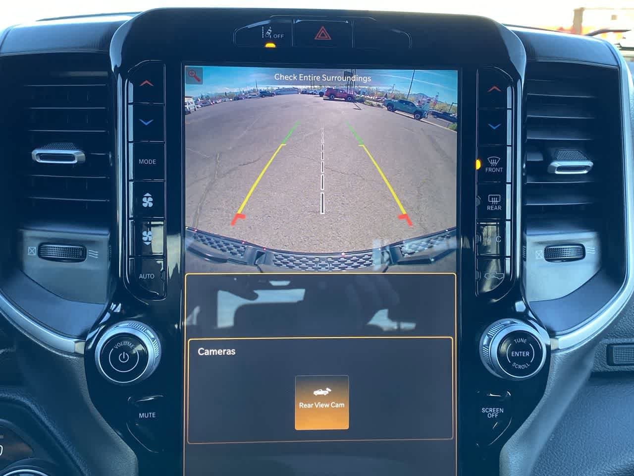 Thumbnail: 2025 RAM 1500 - 17