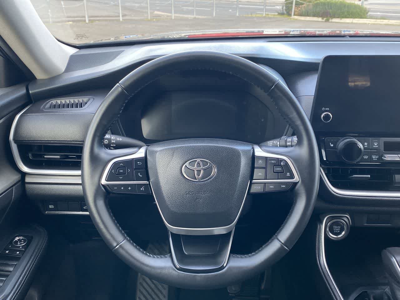 Thumbnail: 2025 Toyota Grand Highlander - 14