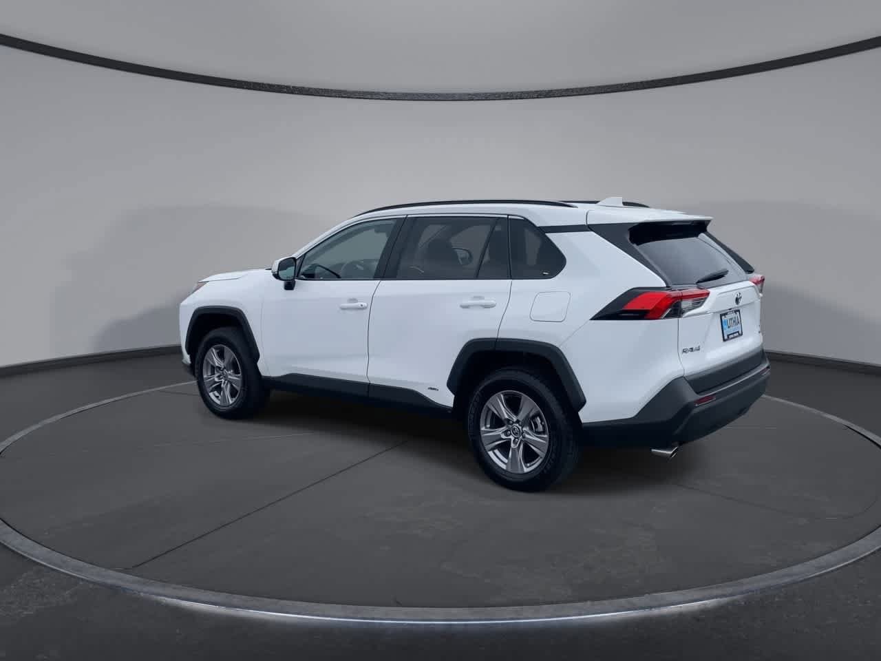 Thumbnail: 2022 Toyota RAV4 - 6