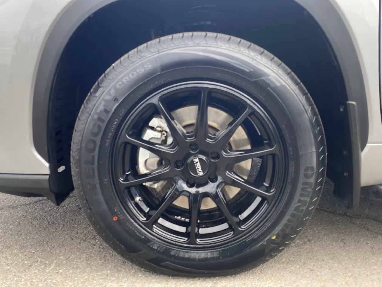 Thumbnail: 2022 Toyota Highlander - 10