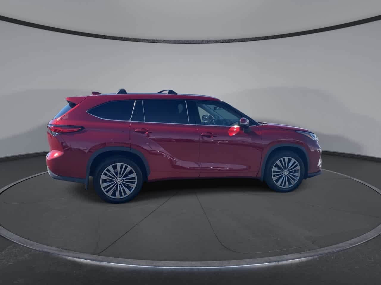 Thumbnail: 2021 Toyota Highlander - 2