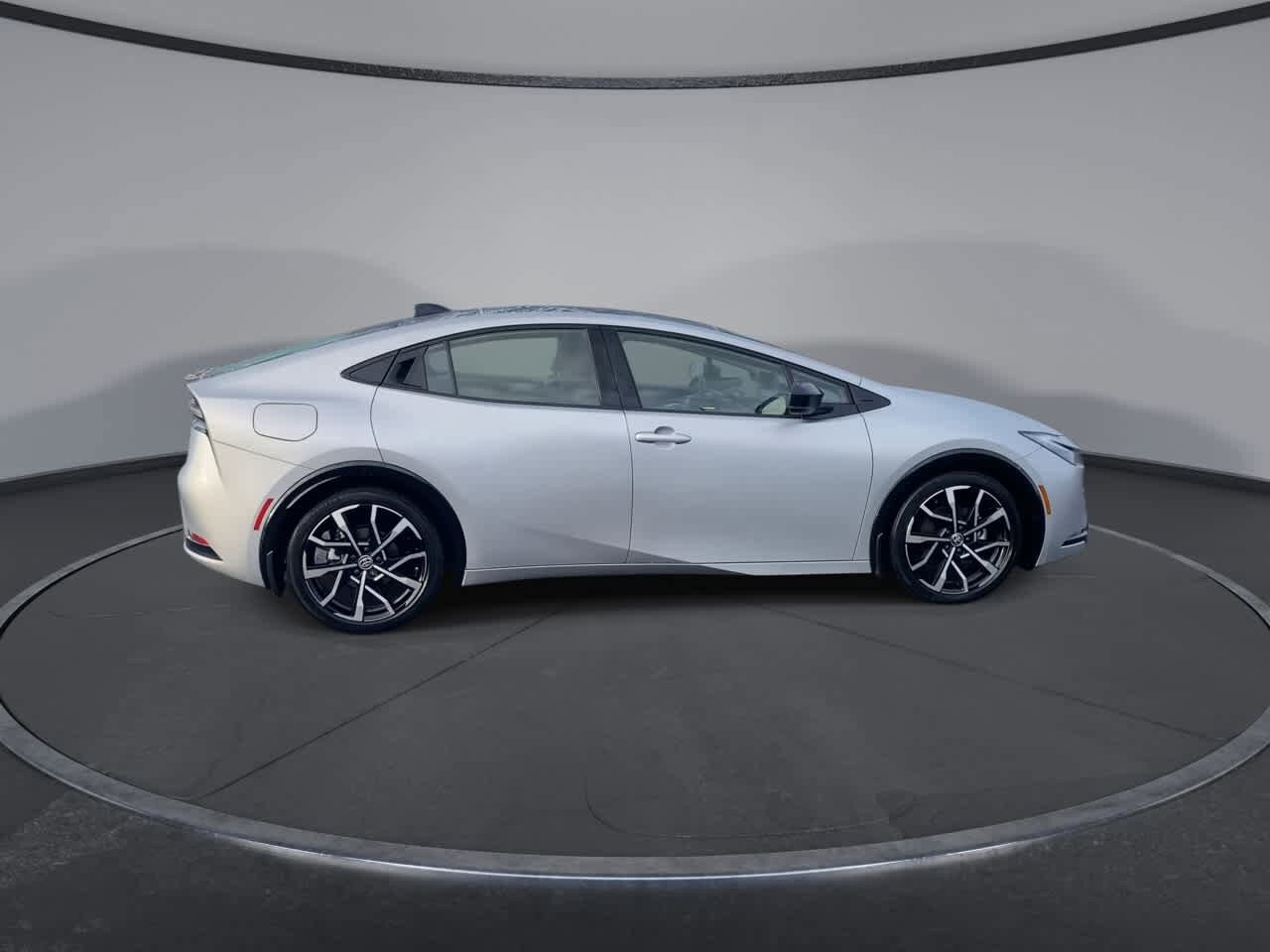 Thumbnail: 2025 Toyota Prius - 9