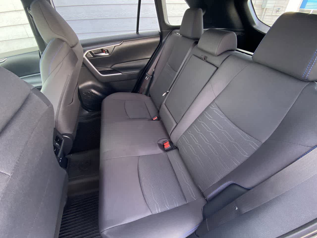 Thumbnail: 2023 Toyota RAV4 - 21