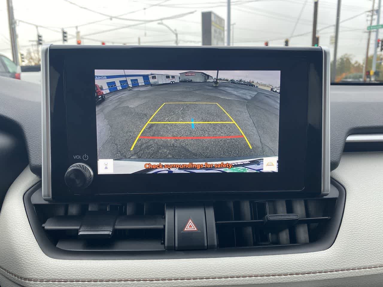 Thumbnail: 2023 Toyota RAV4 - 17